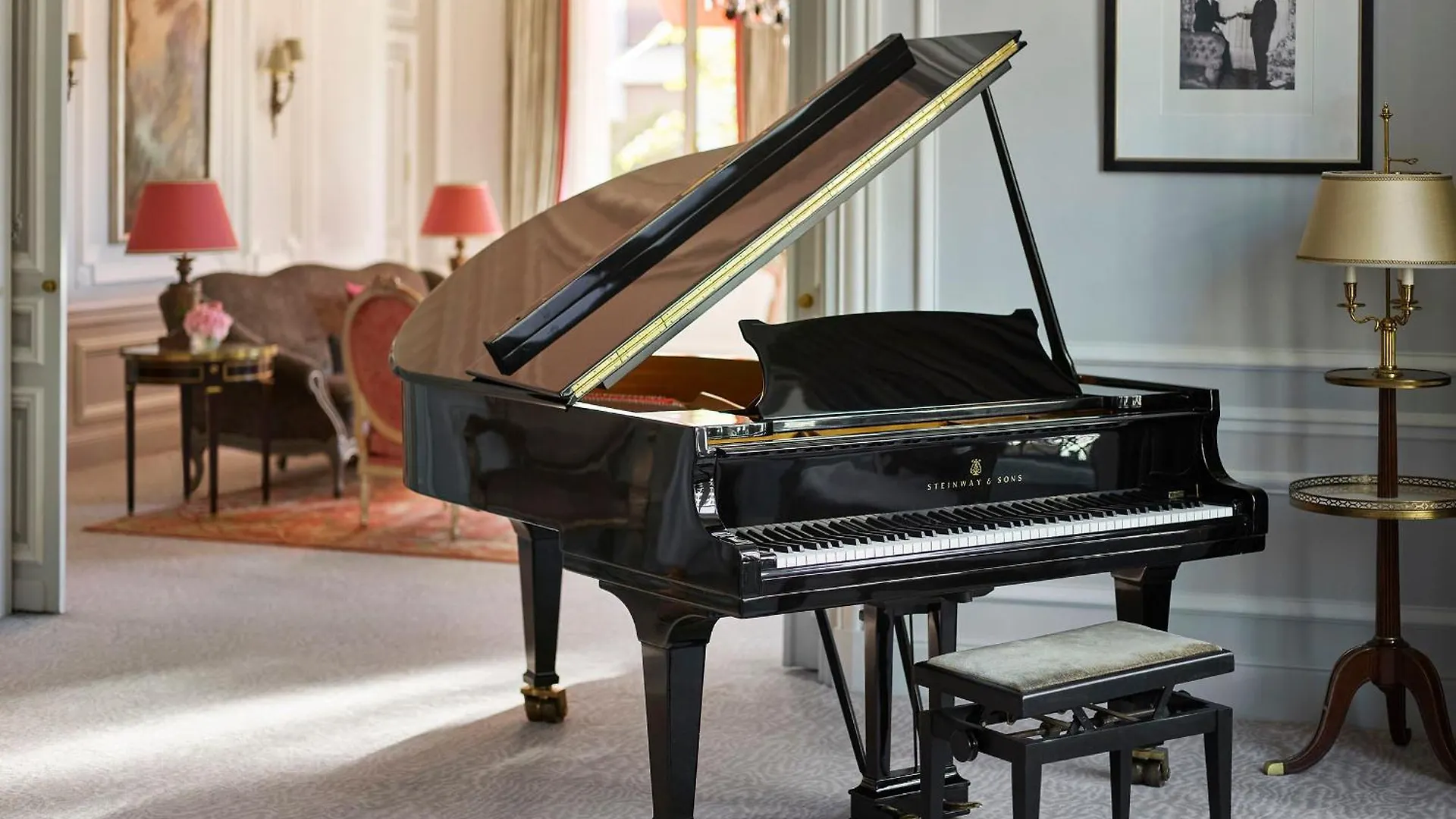 Plaza Athenee - Dorchester Collection 5* Paris