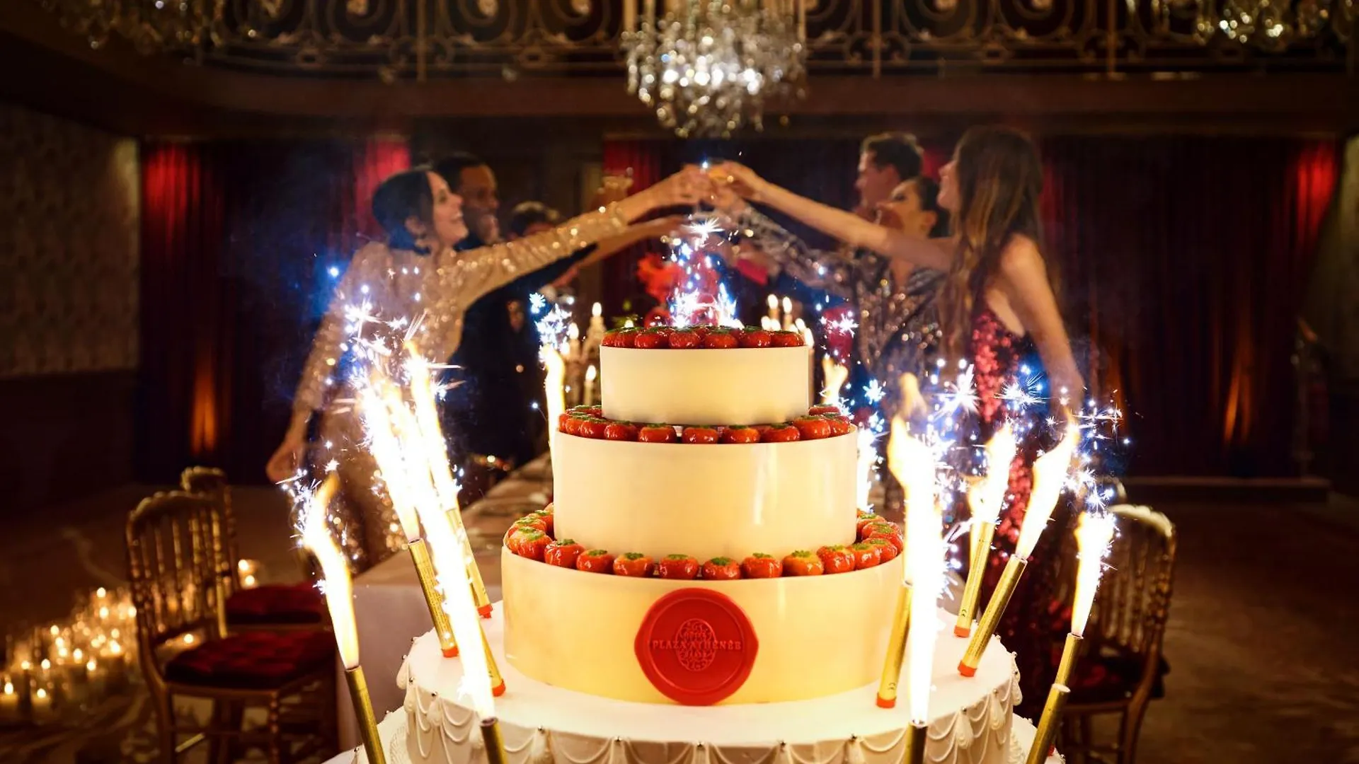 Plaza Athenee - Dorchester Collection