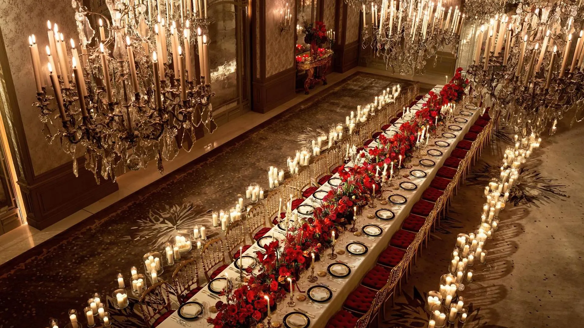 Plaza Athenee - Dorchester Collection מלון